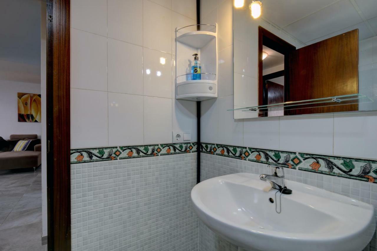 Victoria Apartment Естепона Екстер'єр фото