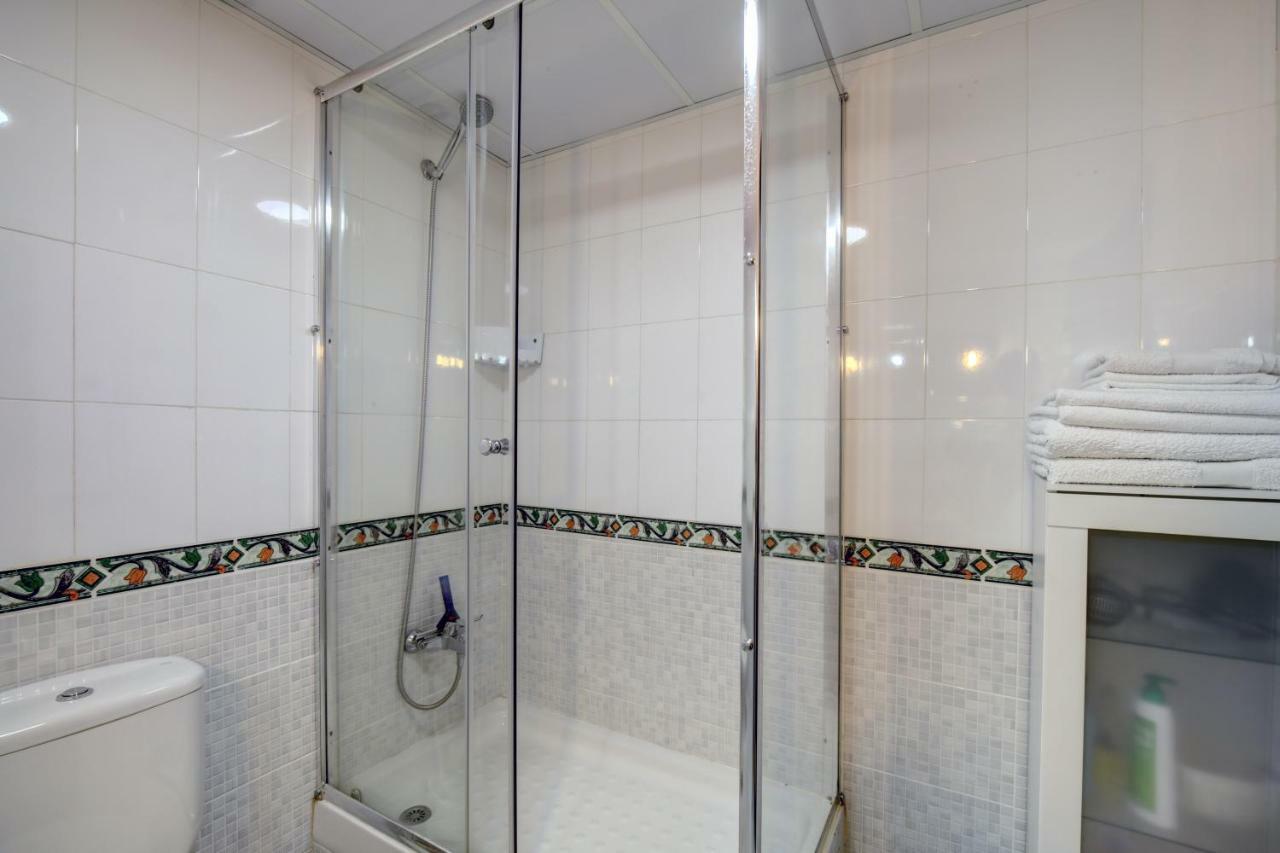 Victoria Apartment Естепона Екстер'єр фото